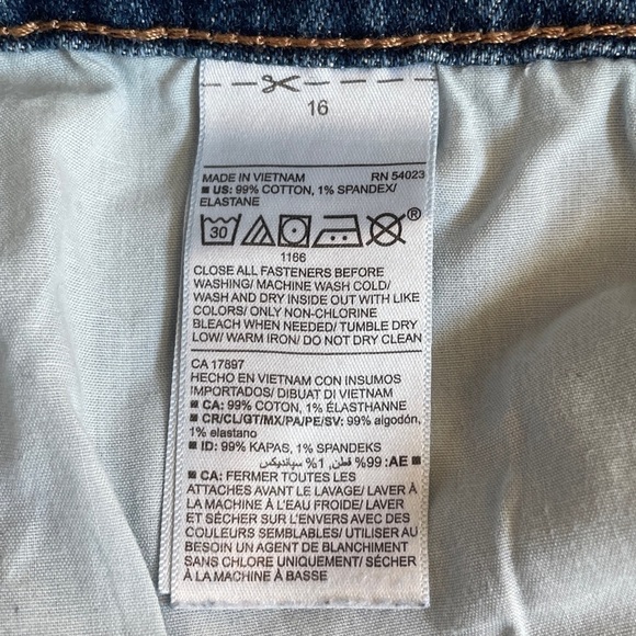 Old Navy Blue Mid-Rise Boyfriend Straight Ripped Jeans Size 16 - Picture 8 of 9